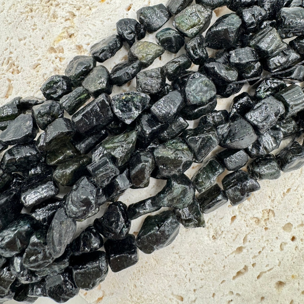 Rough Tourmaline beads, glossy, Approx. 7mm -10mm, 1 strand, approx.40 beads(Brazil)