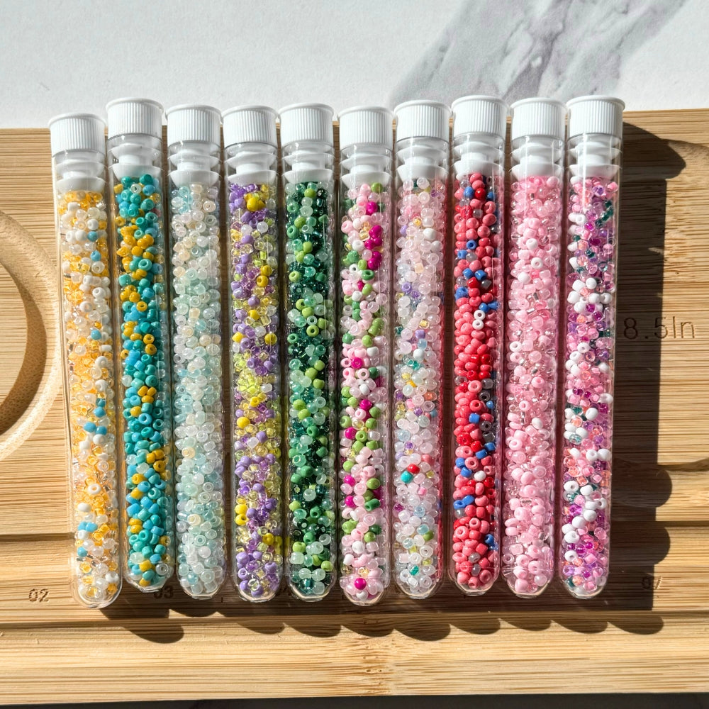 Daisies - Spring Beads Mix.