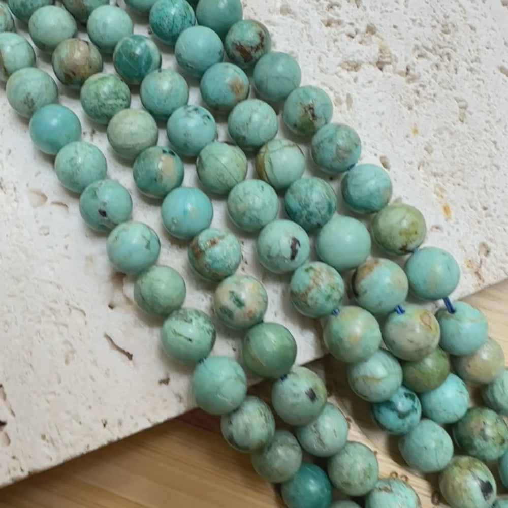 8mm round Peruvian Turquoise beads, glossy, 1 strand, 16 inches, approx. 48 beads.