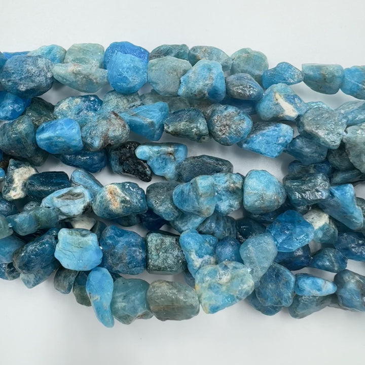 rough apatite beads, glossy, Approx. 7mm -10mm, 1 strand, approx.40 beads(Brazil)